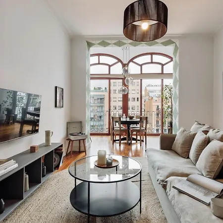Zamora - 3 Bedrooms In Eixample Esquerra *